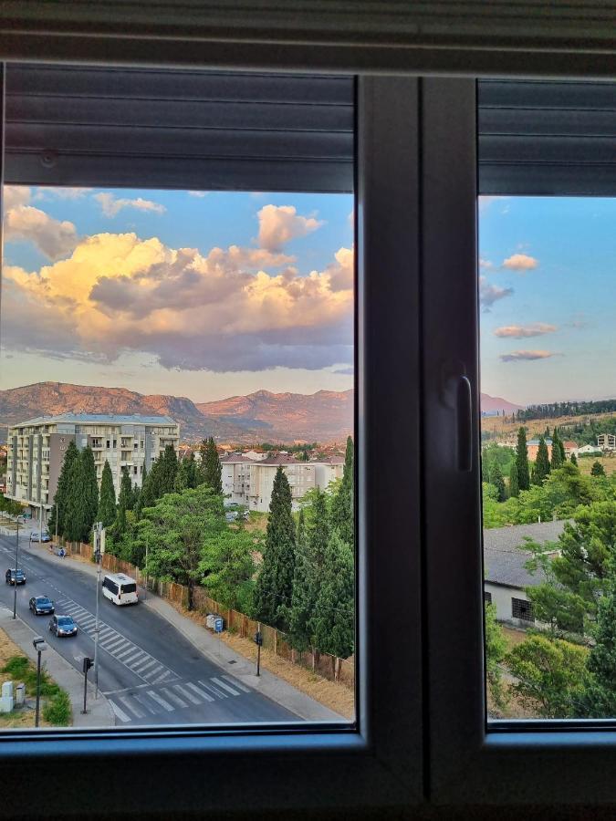 Riverside Apartment ポドゴリツァ エクステリア 写真